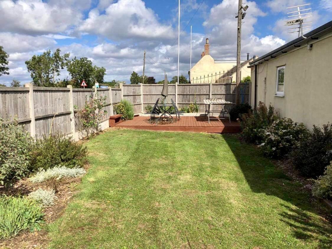 Runway Cottage Coningsby Exterior photo